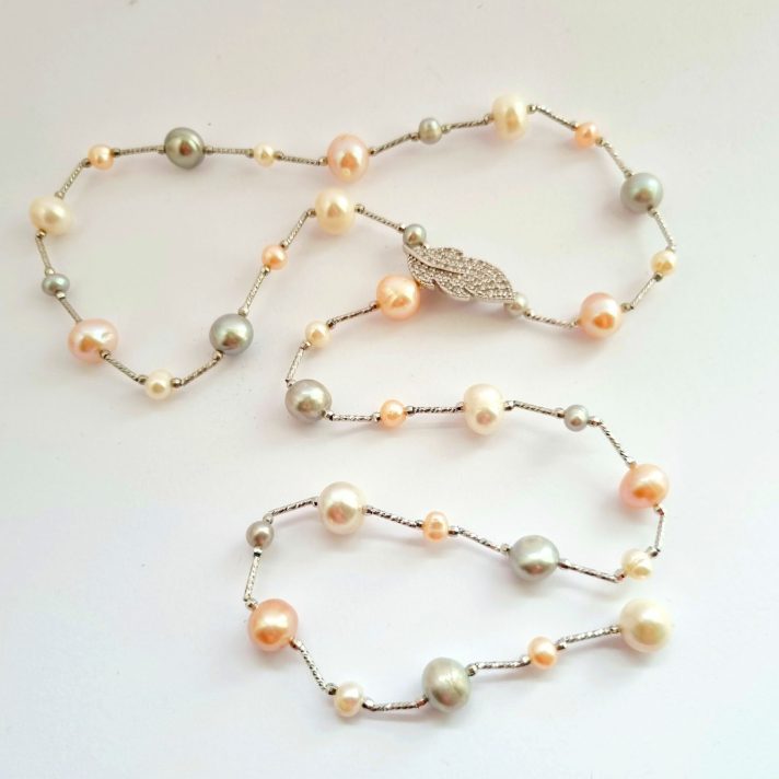 Mixed Pearl Necklace